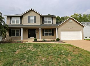 1034 Treeshade Dr, Saint Peters, MO