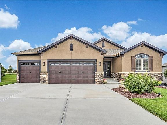 A+ Curb Appeal on the Wonderful Reverse