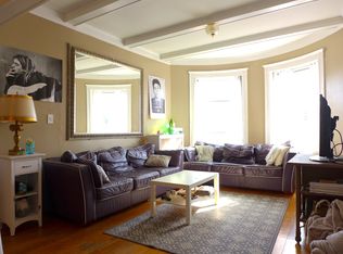 21 Gibbs St APT 3, Brookline, MA 02446