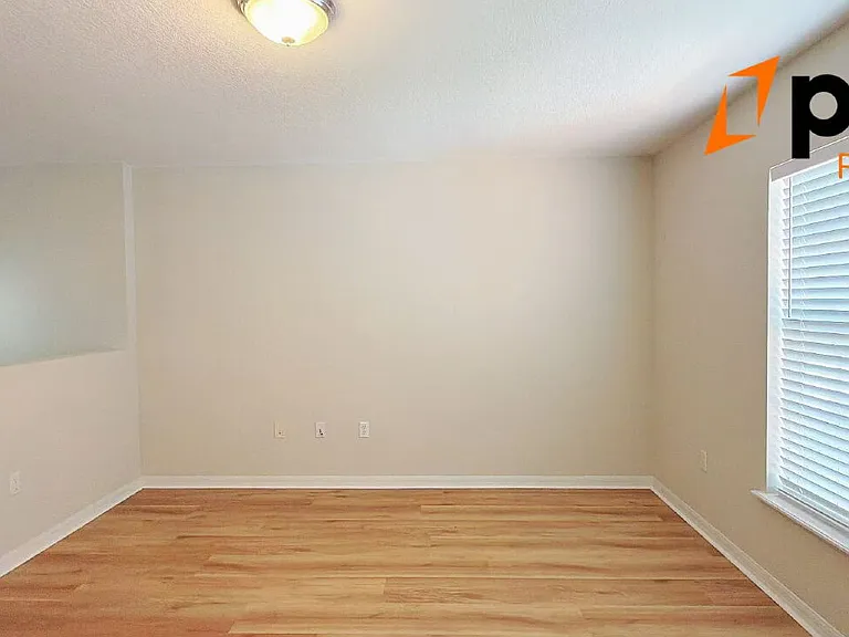 5328 Michael Dr — Photo 17