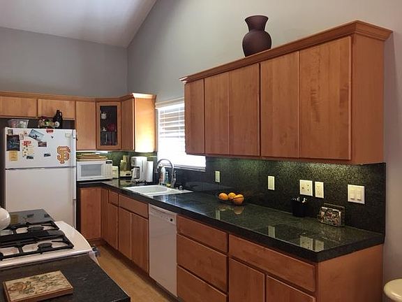 4th image of 803 Garland Ave