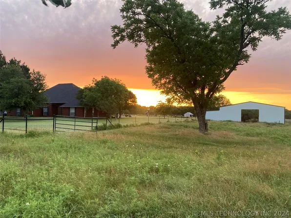 646 Knobb Rd, Kingston, OK 73439