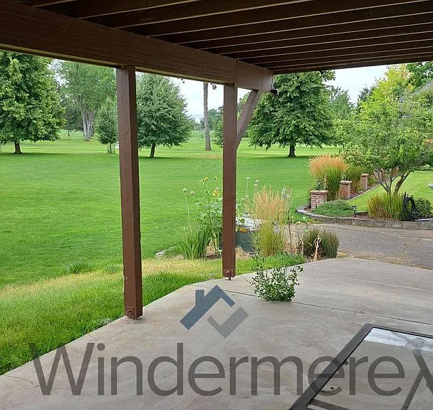 763 1/2 Village Way — Photo 1
