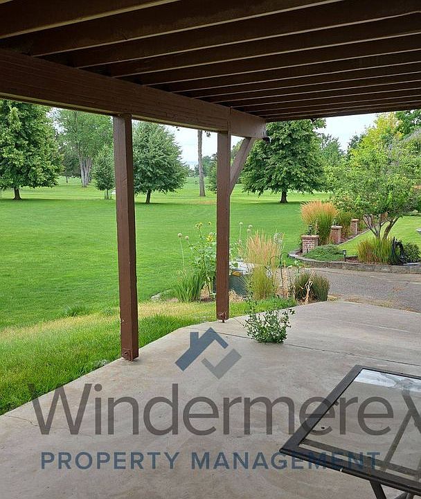 1st image of 763 1/2 Village Way