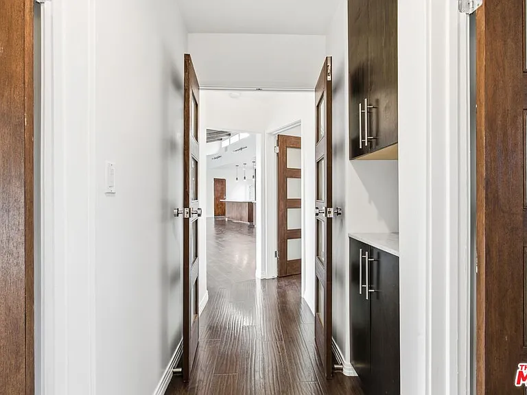 3476 Troy Dr — Photo 22