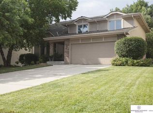 15722 Shamrock Rd, Omaha, NE 68118