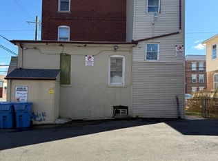 198 Oak St, New Britain, CT 06051