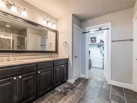 5th image of 7217 Myrtleridge Dr