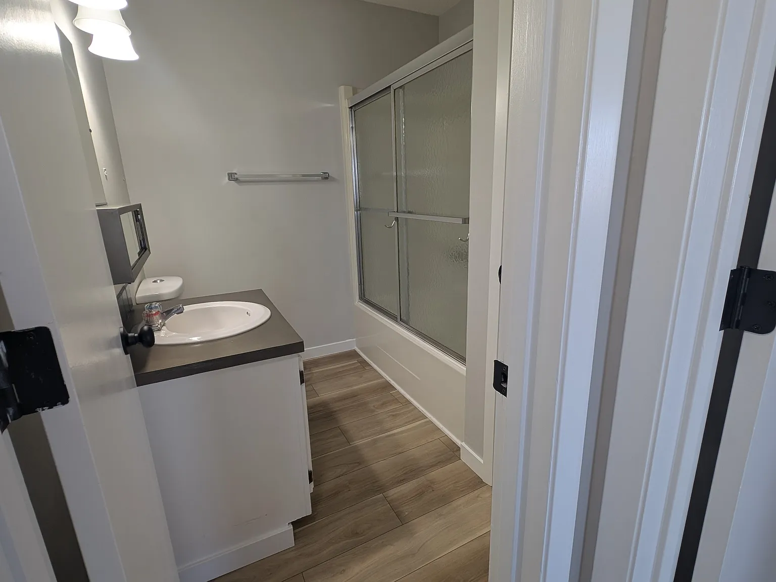 2121 Greene Building B — Photo 2