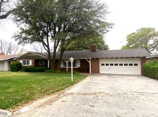 604 SW 14th St, Seminole, TX 79360