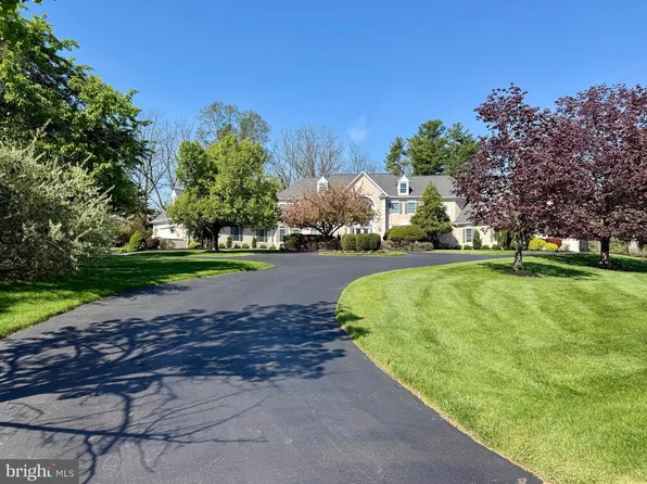 5 Wingate Ct, Flourtown, PA 19031