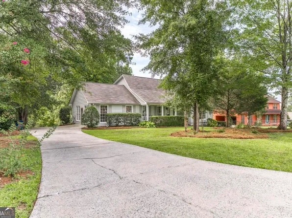 6806 Bay Point Dr, Macon, GA 31220