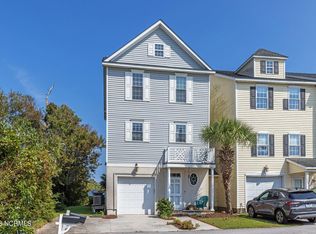 1800 Bay St UNIT 207, Morehead City, NC 28557