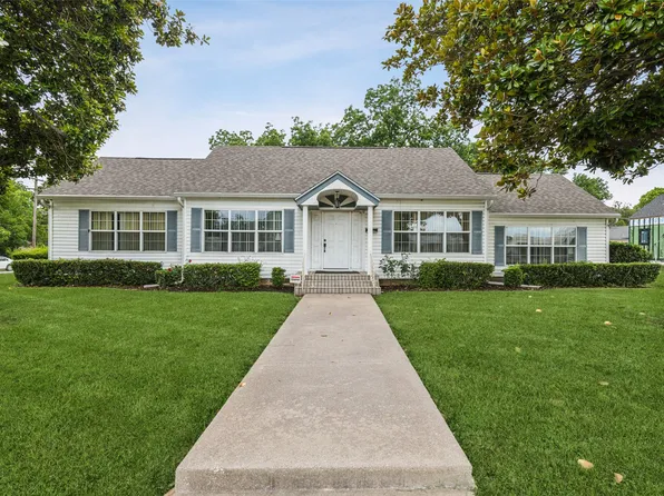 745 N Buckner Blvd, Dallas, TX 75218