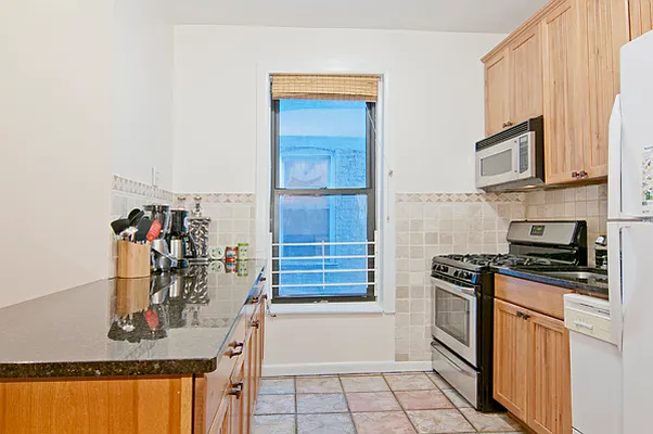 Sold by Temple Morrow LLC | media 13