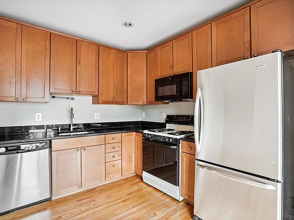 4th image of 25404 Upper Clubhouse Dr