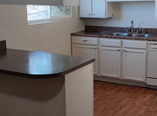 1040 Magnolia St #B, Colorado Springs, CO 80907