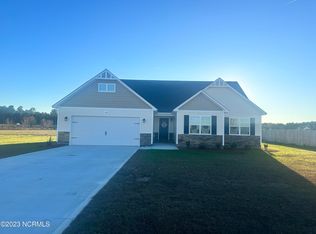 109 Cherry Ridge Ct, Richlands, NC 28574