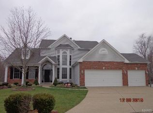 36 Jacobs Creek Cir, Saint Charles, MO 63304