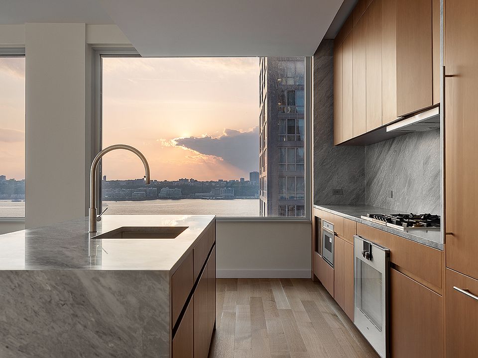 1st image of 611 W 56th St APT 15B