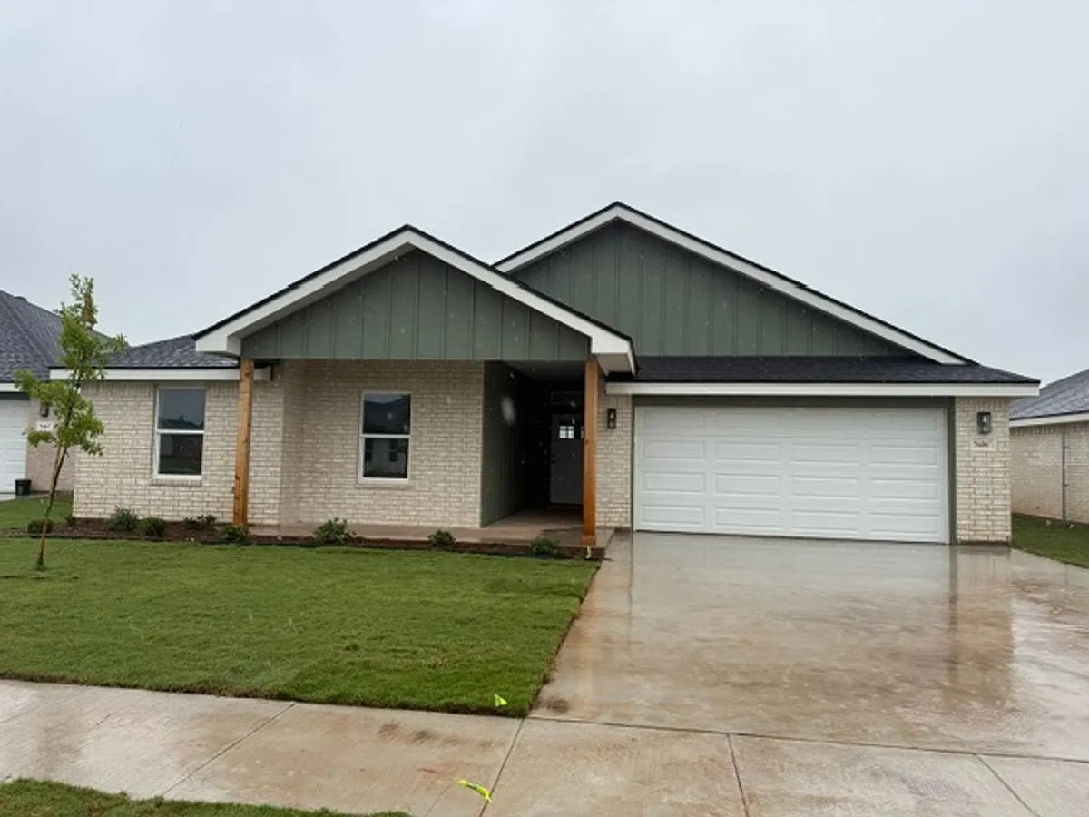 Building Photo - 7650 Hudson Way