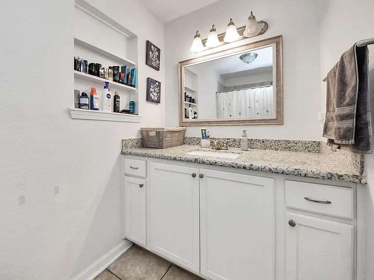 2806 Oak Dr — Photo 25