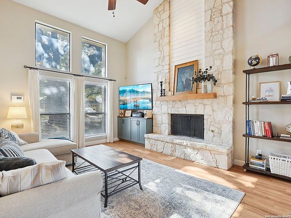 5th image of 12523 AUTUMN VISTA ST