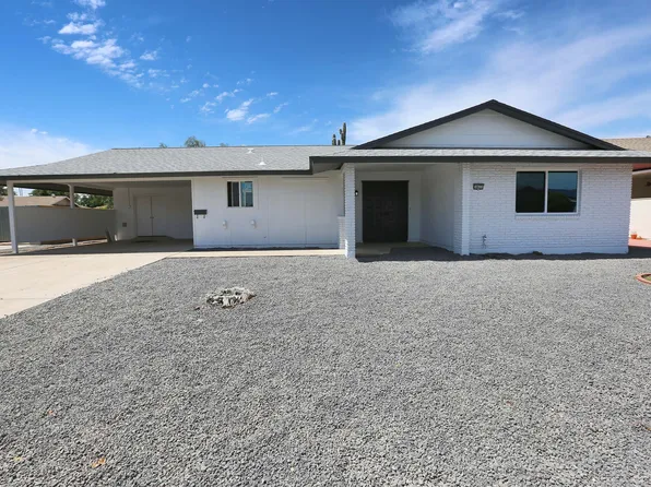 10631 W Salem Dr, Sun City, AZ 85351