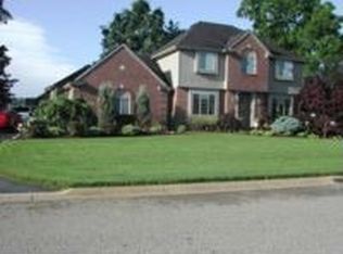 13556 Huntley Ct, South Lyon, MI