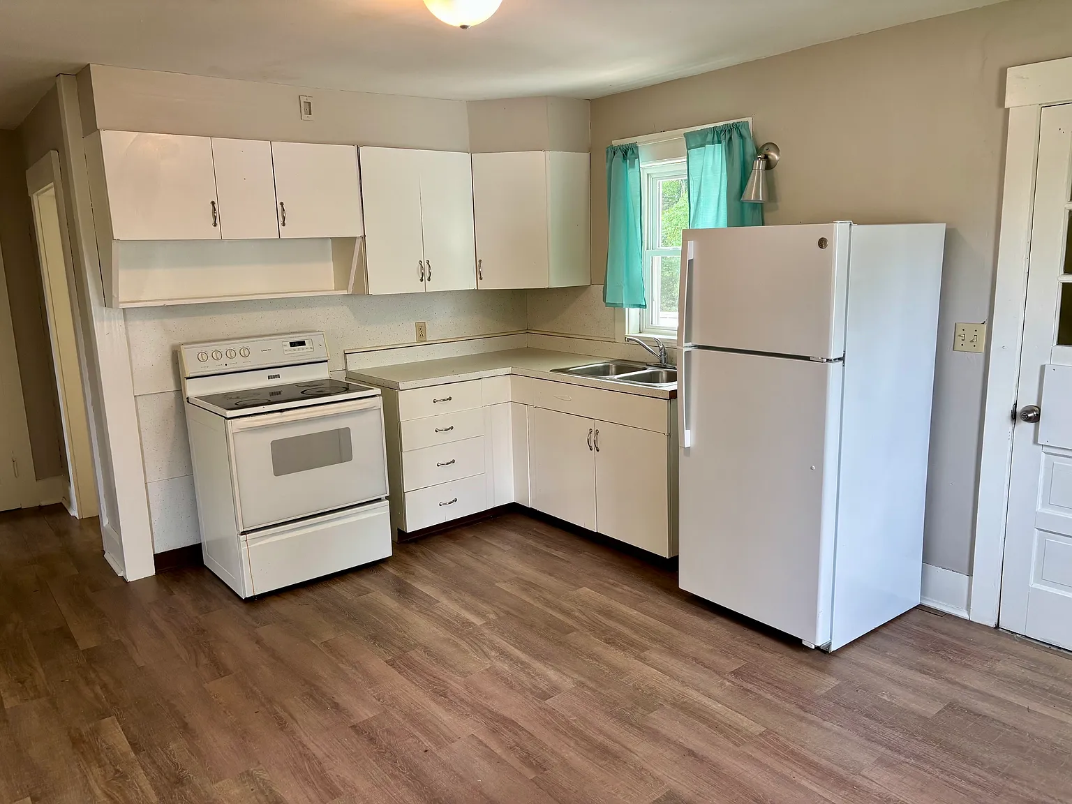 1 bed, 750 sqft, $800 — Photo 4