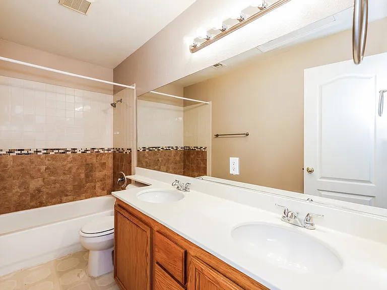 6306 Wild Strawberry Ln — Photo 15