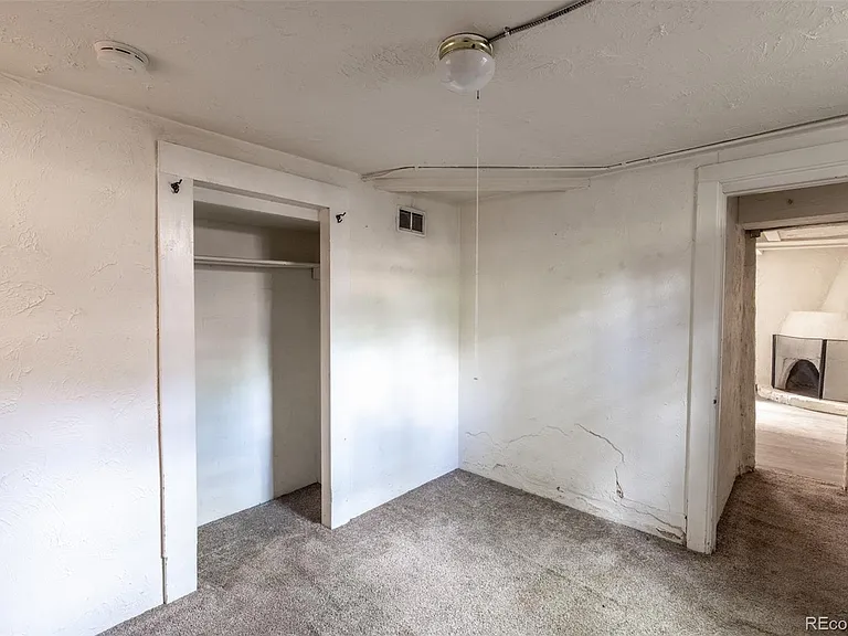 840 N Emerson St #6 — Photo 9