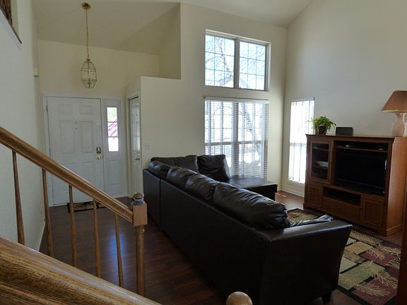 2nd image of 2113 Aspen Dr