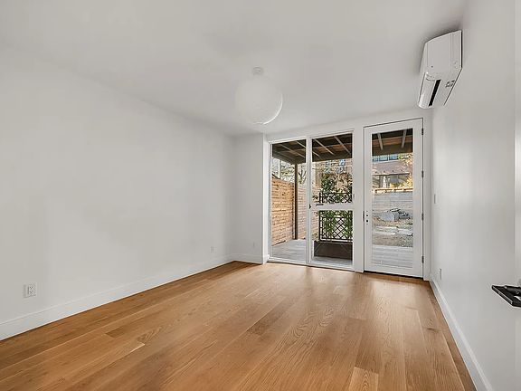 5th image of 400 Vanderbilt Ave Floor 1