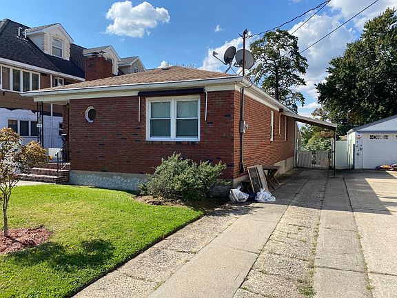 3rd image of 126 Quinlan Ave Floor 1