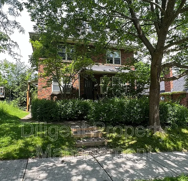 642 Bolivar St #UPPER EAST — Photo 34