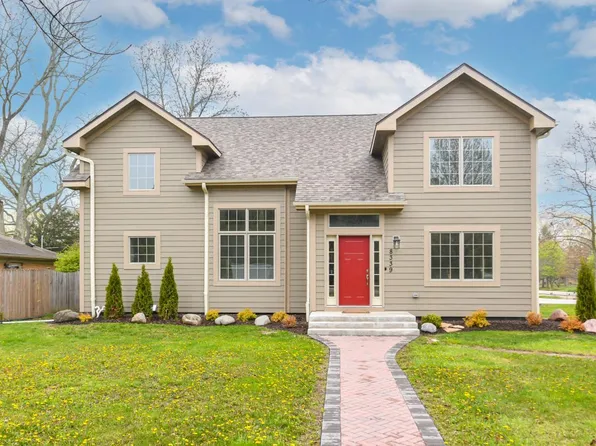 8339 North Lake DRIVE, Fox Point, WI 53217