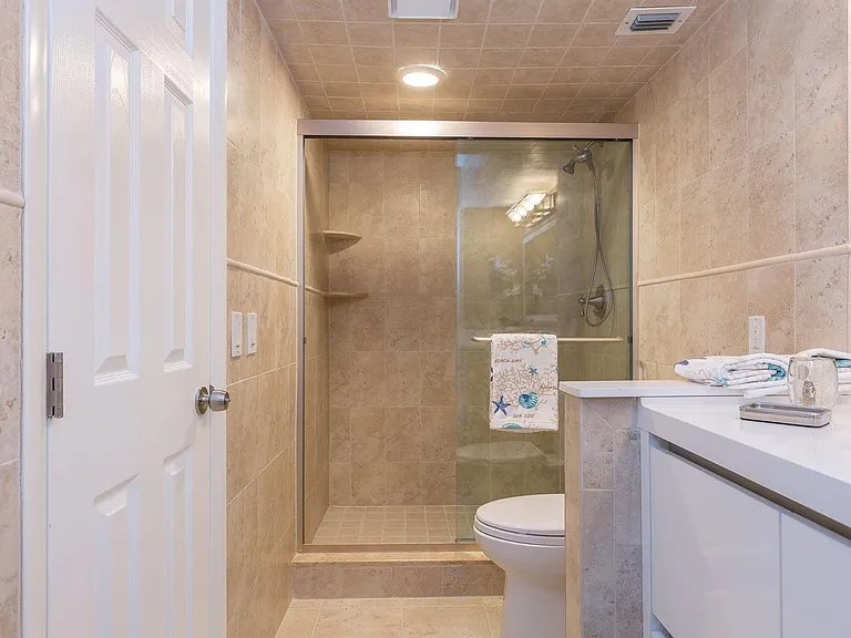 2455 Lindell Blvd #3304 — Photo 14
