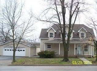 434 S Main Ave, Bolivar, MO 65613