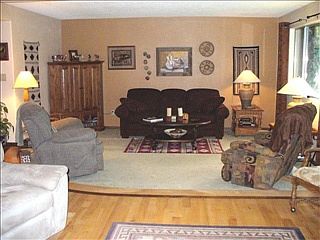 5th image of 2732 Cherry Cir
