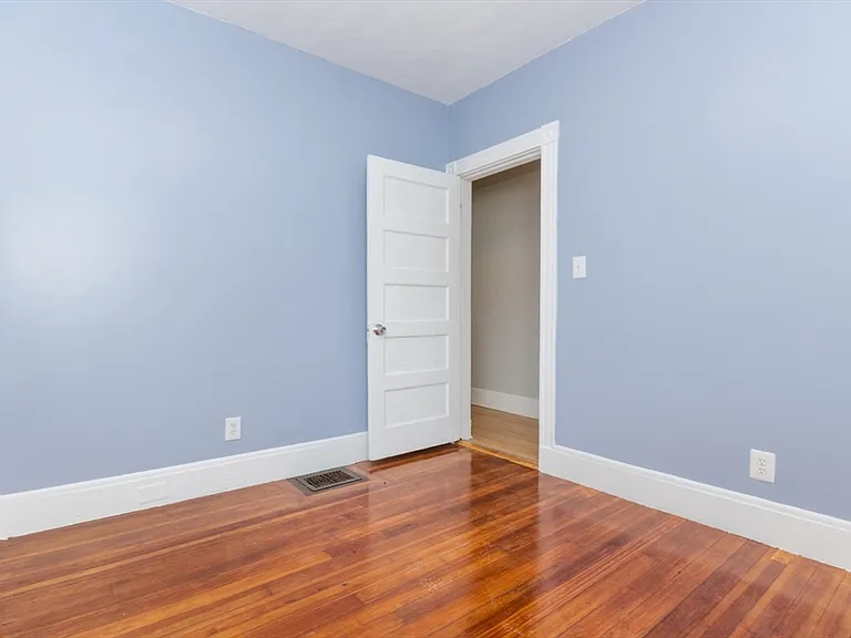 35 Torrey St #3 — Photo 15