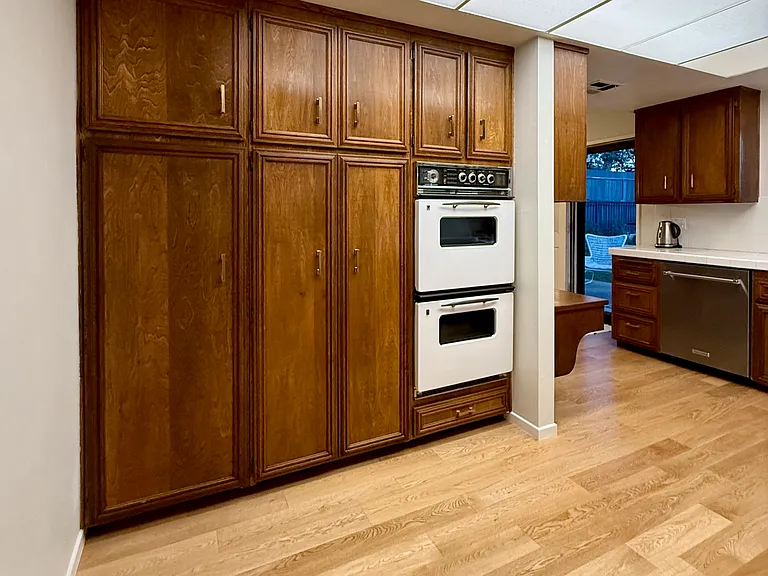 446 Stanford Dr — Photo 15