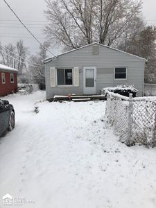 1067 Dunkirk Ave, Mount Morris, MI, 48458