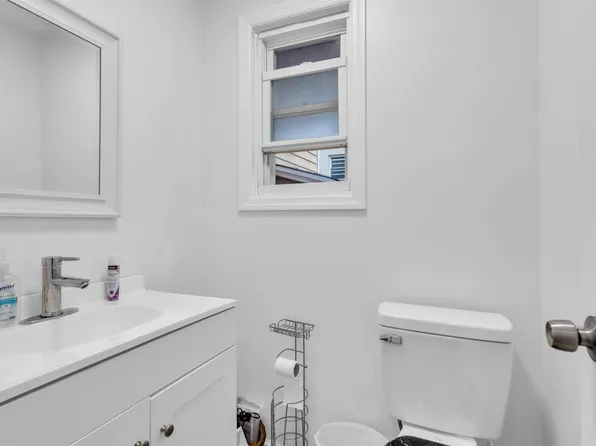 76 West 25th Street image 18 of 21