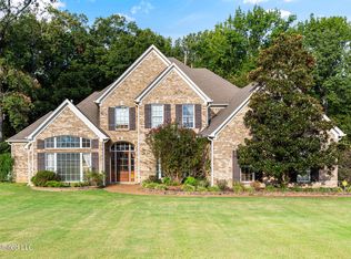 3847 Woodcrest Dr, Olive Branch, MS 38654