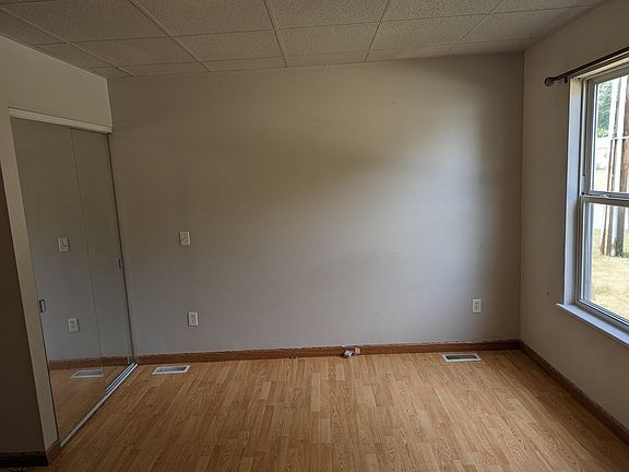 2nd image of 530 John St APT B