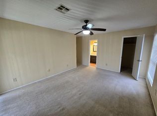 5669 Birchmont Dr APT E, Houston, TX 77091