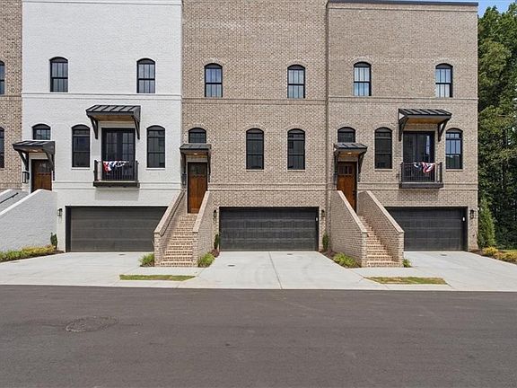 2nd image of 333 Sugarview Rd