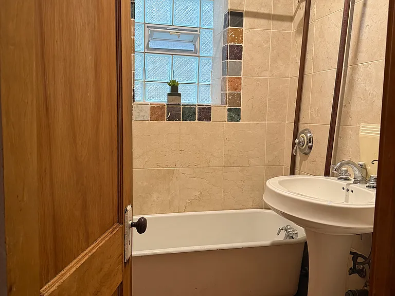 1723 N Kedzie Ave — Photo 21