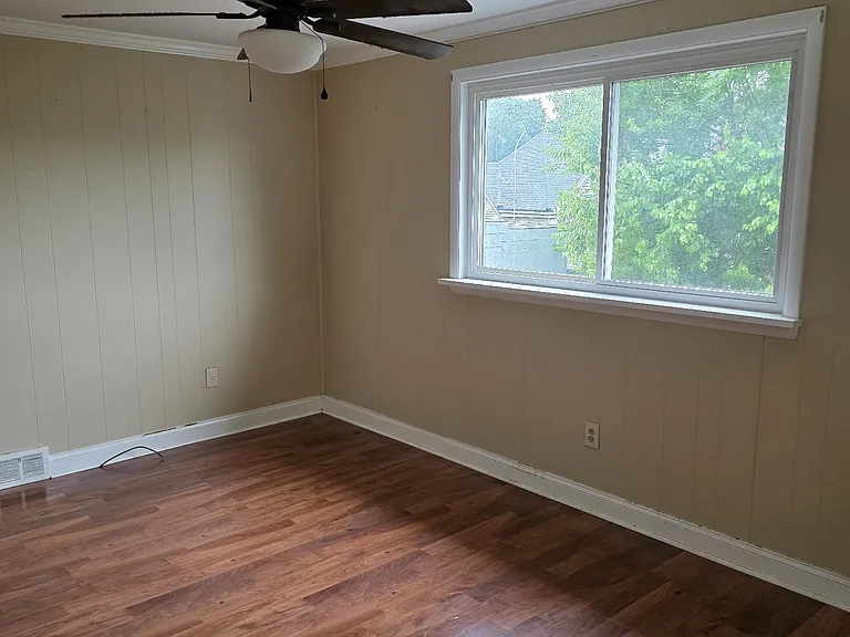 540 Boquet St — Photo 15